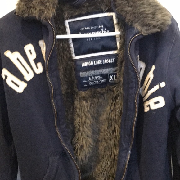 Faux fur lined Abercrombie lake jacket - Picture 5 of 6